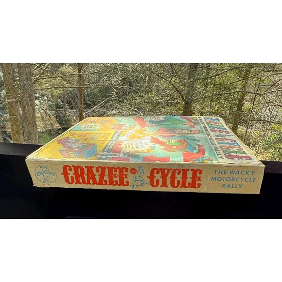 Rare 1966 Transogram CRAZEE CYCLE WACKY Motorcycle Rally Game Set Original Box. - Picture 13 of 16